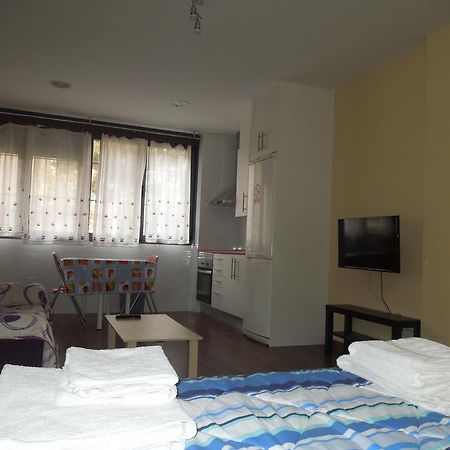 Apartamento Cuatro Torres Madrid Eksteriør billede