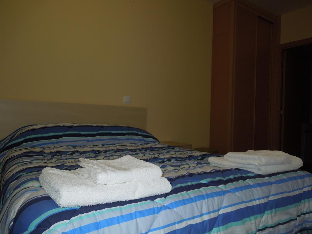 Apartamento Cuatro Torres Madrid Eksteriør billede